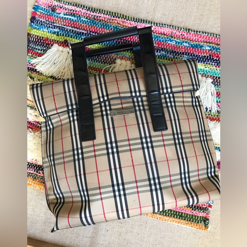 BURBERRY handbag.